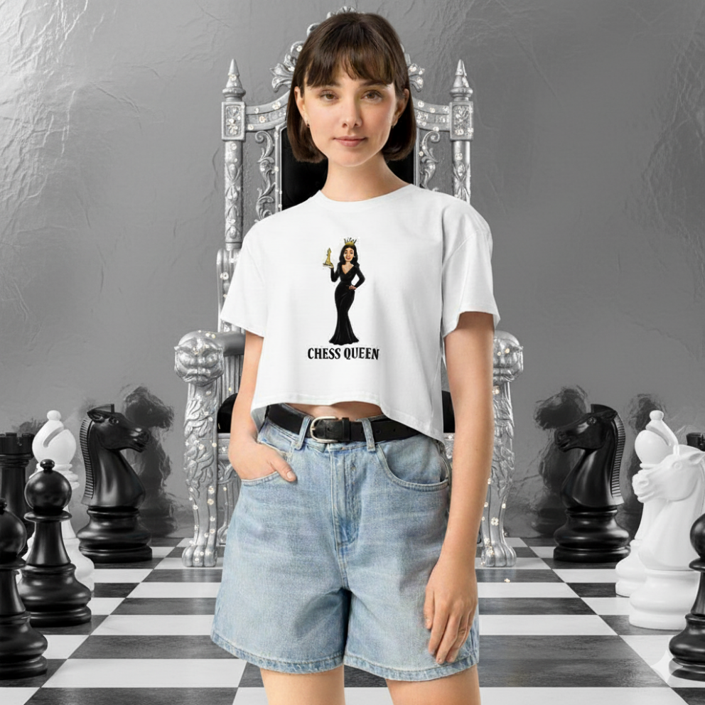 Camiseta corta / Crop-top unisex "Reina de Ajedrez"
