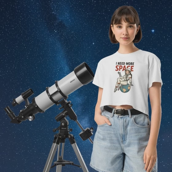 Crop Top de Astronomía para Mujer - Camiseta Corta Retro       "I Need More Space"